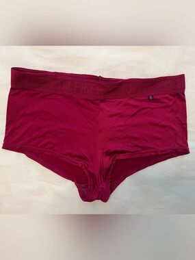 Tommy Hilfiger Women's Maroon/Pink Boyshort Panties